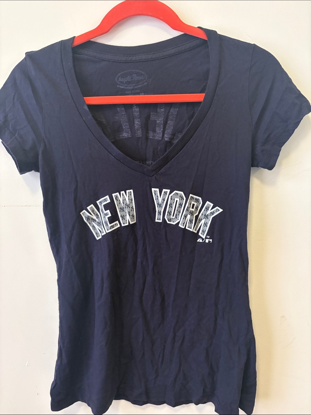 New York Yankees Jeter V-Neck Graphic Tee - Navy